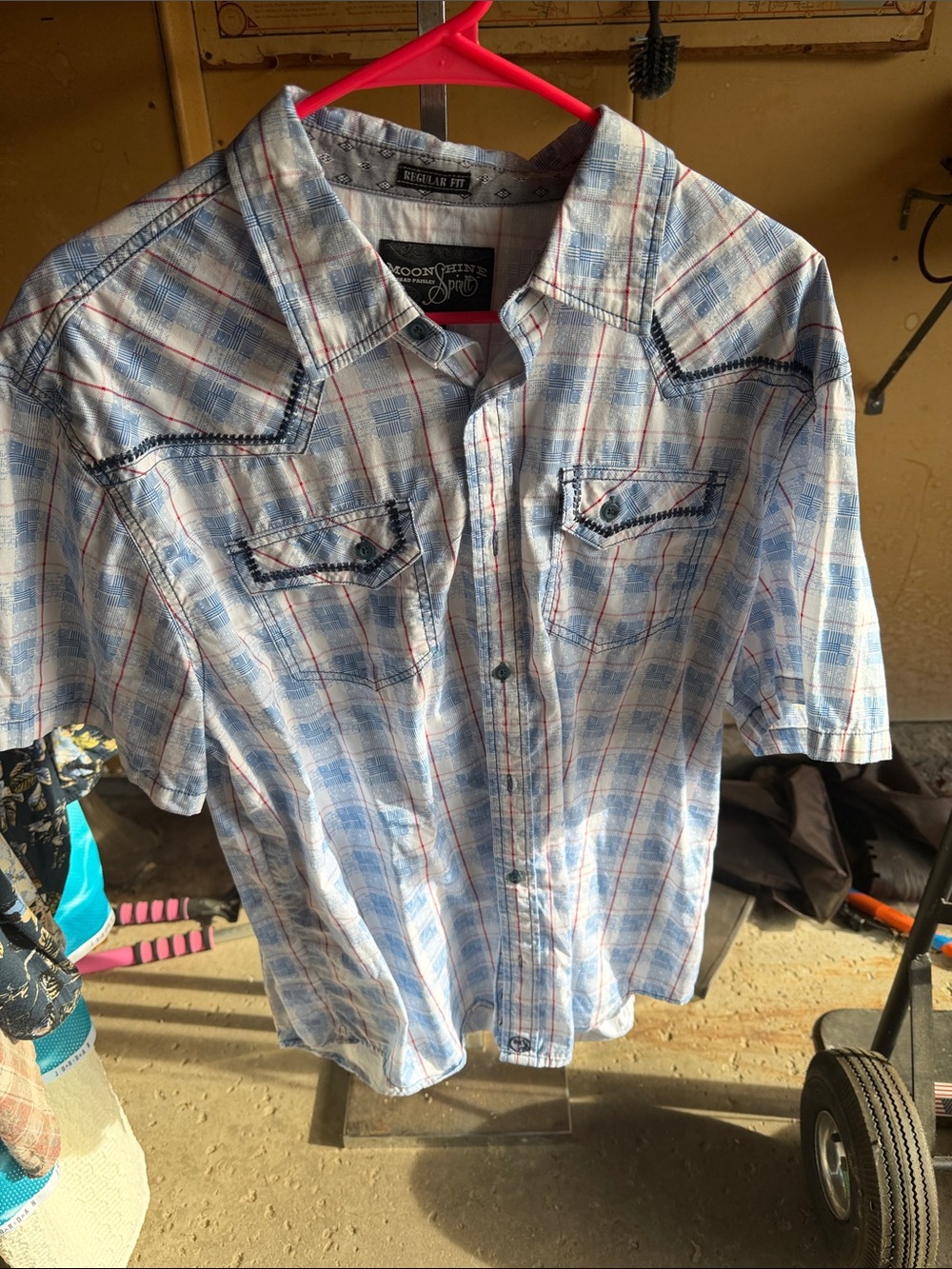 Men's Plaid Short-Sleeve Button-Down Shirt